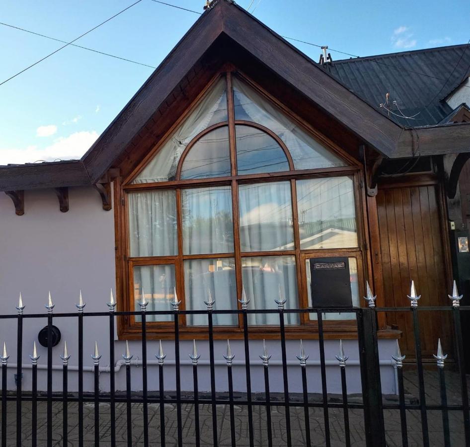 Casa Linda Villa Ushuaia Exterior photo
